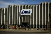占卜抽签陷入丑闻的巴西肉类巨头JBS在美上市 首日开盘报13.65美元